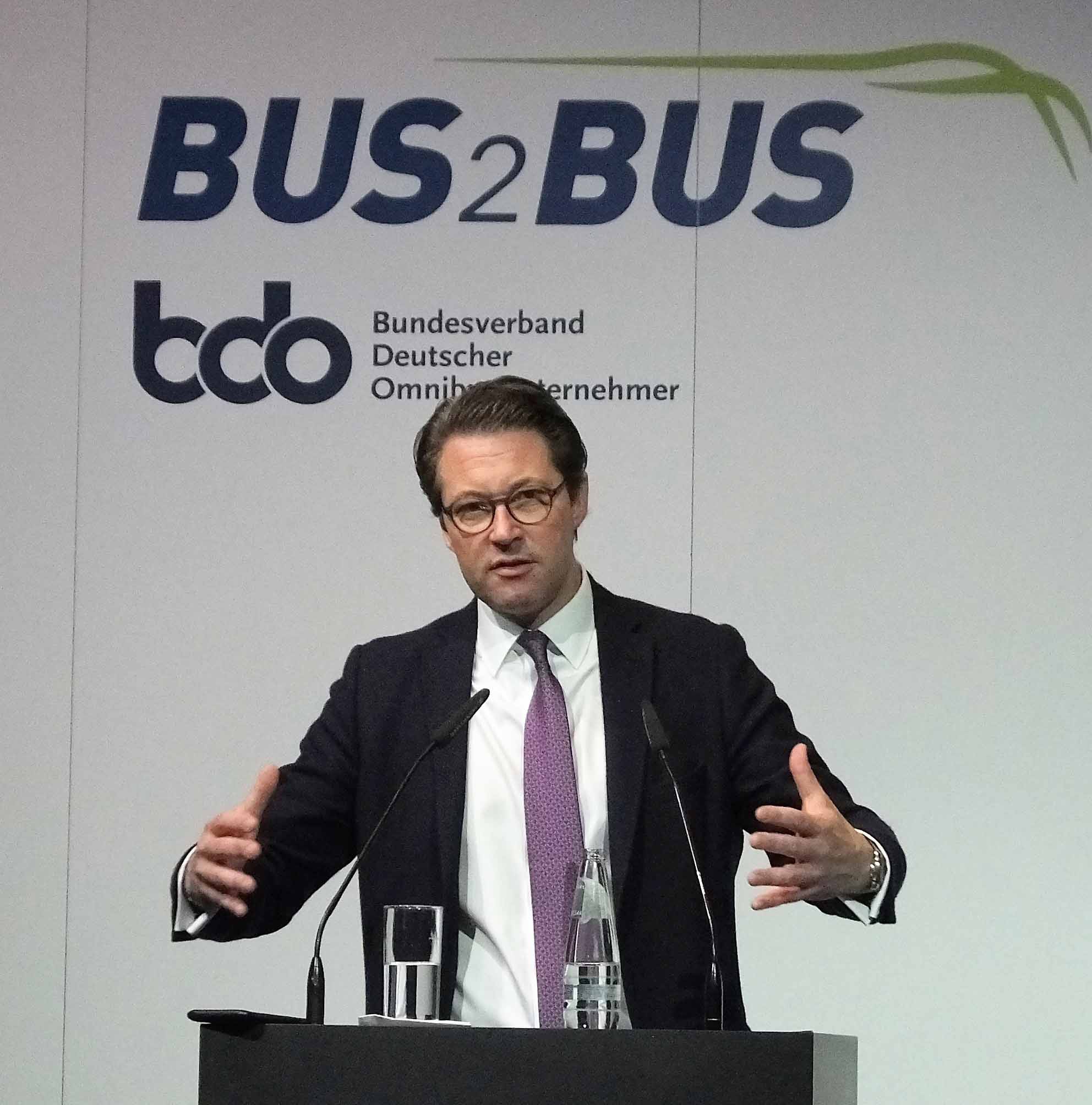 Bundesverkehrsminister Andreas Scheuer bei seiner busfreundlichen Grundsatzrede.