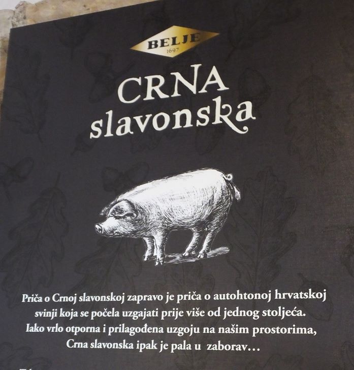 Das legendäre Schwarze Schwein ist in Slawonien überall präsent