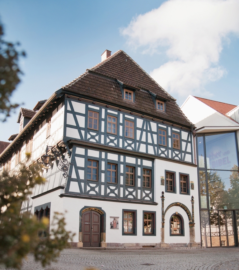 Fachwerkjuwel Lutherhaus Eisenach, wo Martin Luther während seiner Schulzeit von 1498 bis 1501 bei der Familie Cotta wohnte. Foto: Anna-Lena Thamm