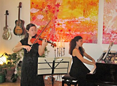 Sara De Ascaniis (Klavier) und Julia Pérez Gámez (Violine)